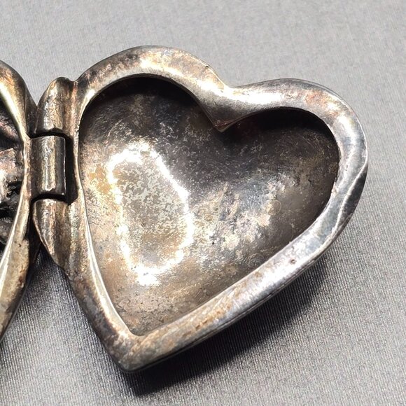 VTG FAS Sterling Silver Marcasite Onyx Heart Locket Pendant 1" Cutouts Signed - Picture 8 of 13